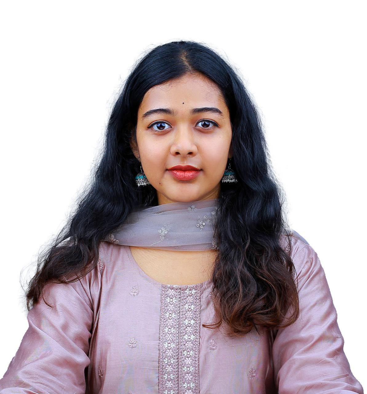 Nandana Manojan (Office Superintendent, Income Tax)